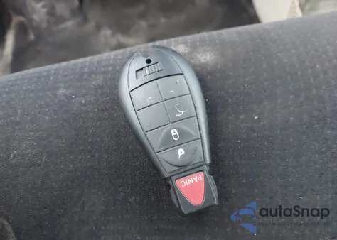 2011 Dodge Grand Caravan Crew из США, поврежденный, VIN 2D4RN5DG2BR629980